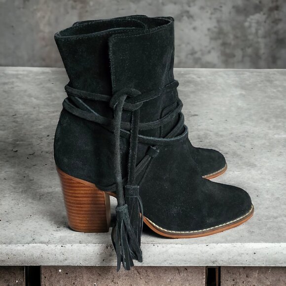 ALDO ( 7.5 ) "Contessina" Black Suede Leather Boot Tassels Stacked Block… - Picture 1 of 10